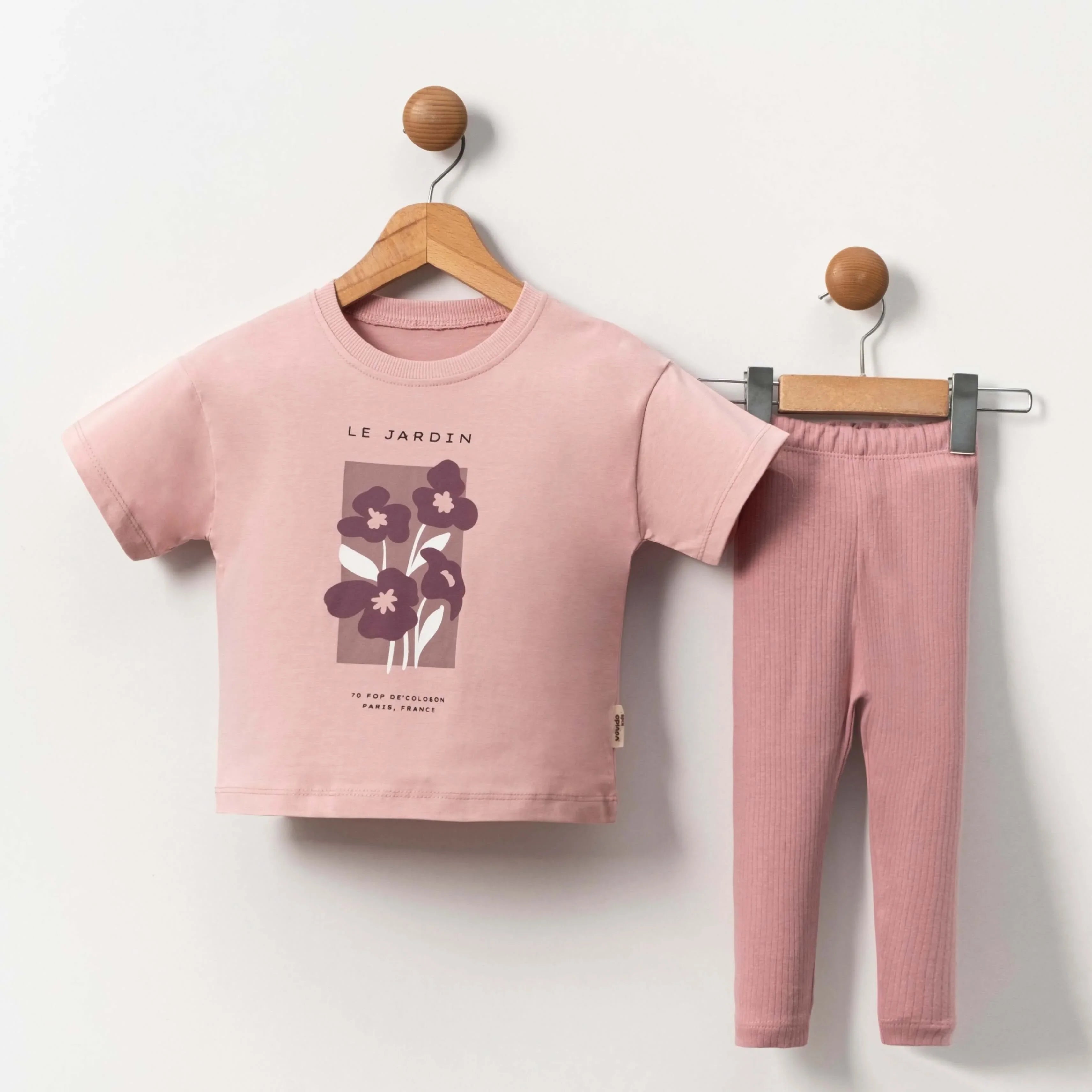 girls t-shirt and leggings set
