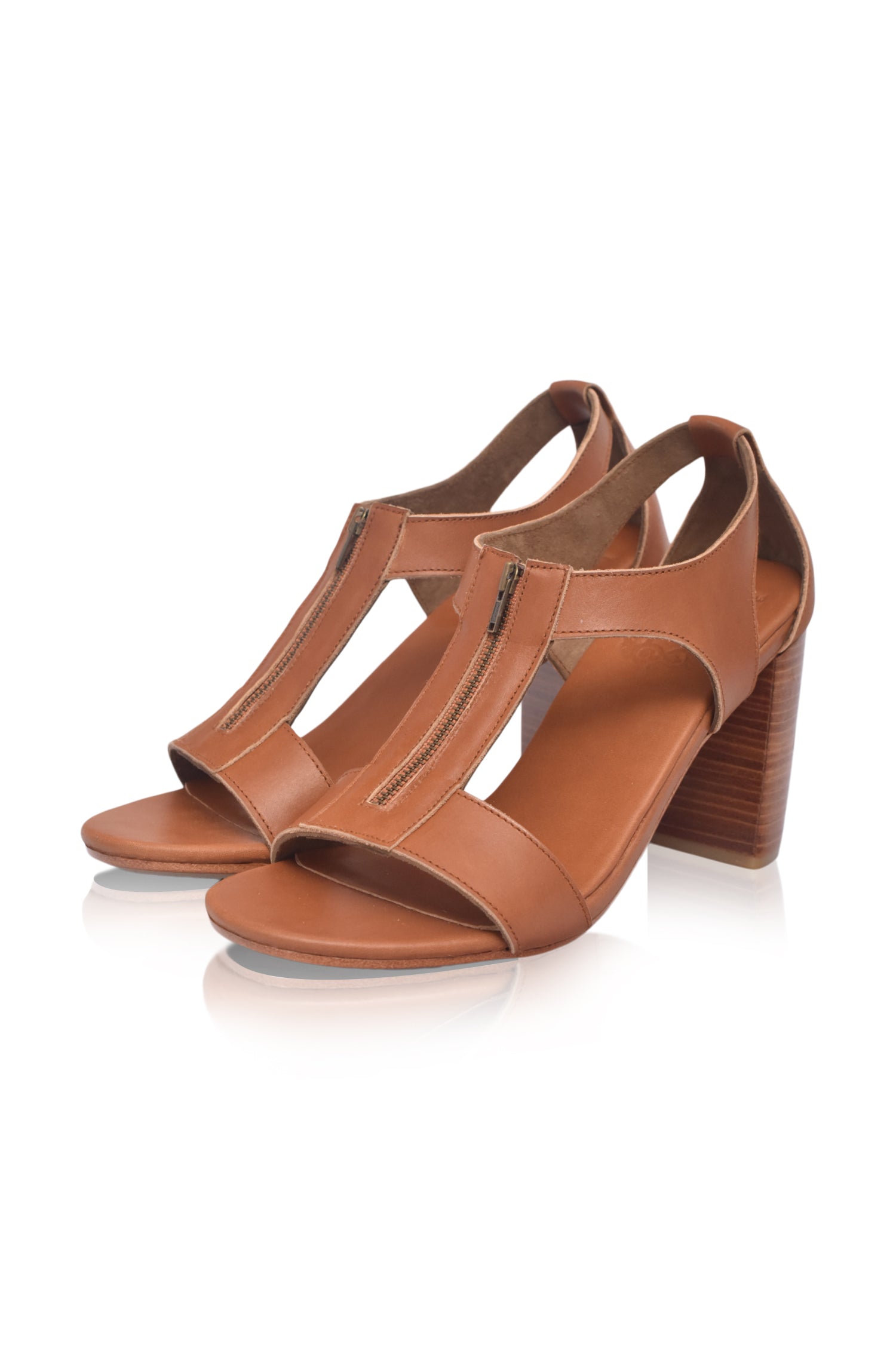 Makoa Block Heel Leather Sandals