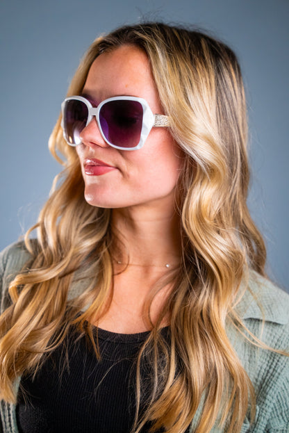 LADYBOSS SUNGLASSES - MAVENS (White)